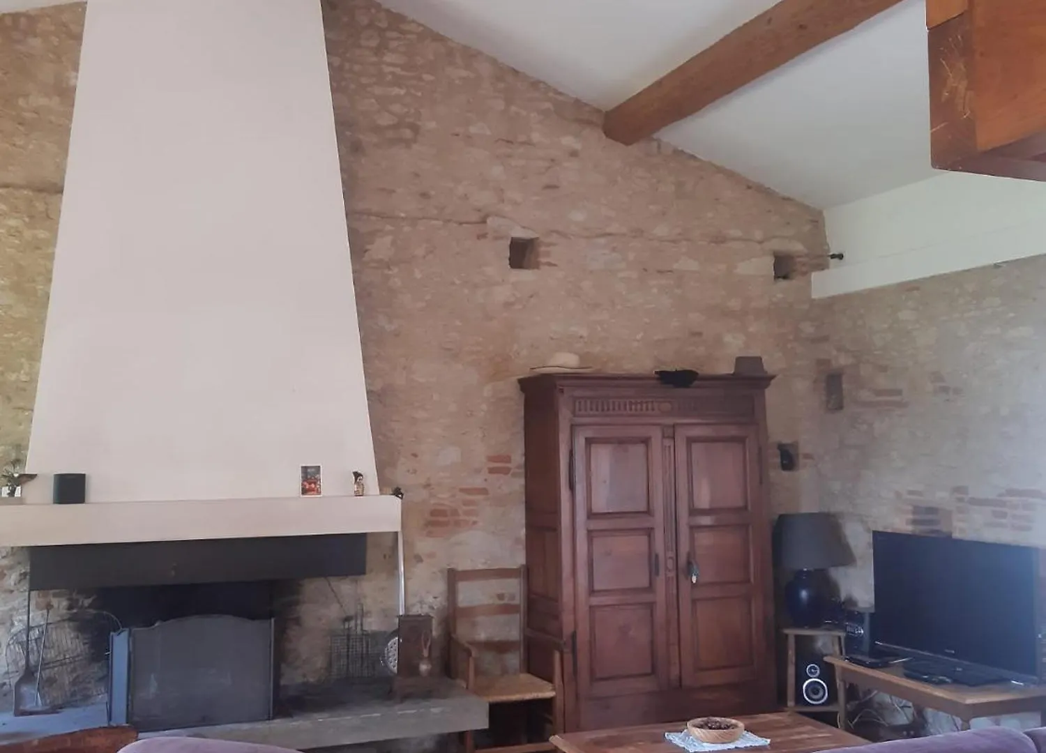 Le Pigeonnier Au Dessus Du Lac Caraman Holiday home